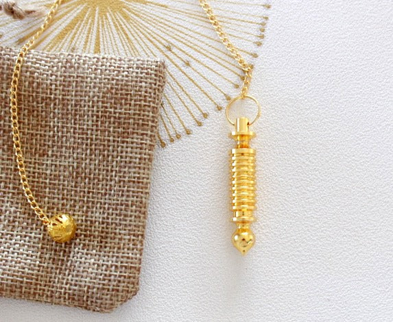Pendule Egyptien Isis