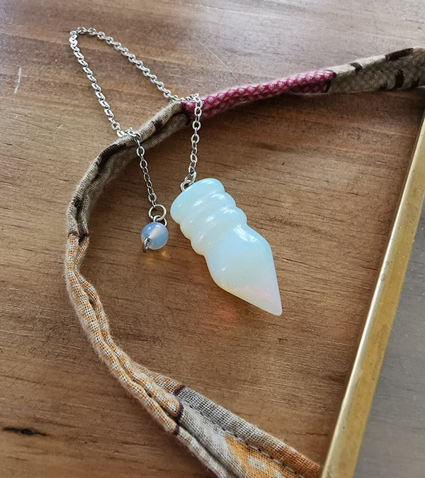 pendule-divinatoire-egyptien-opalite