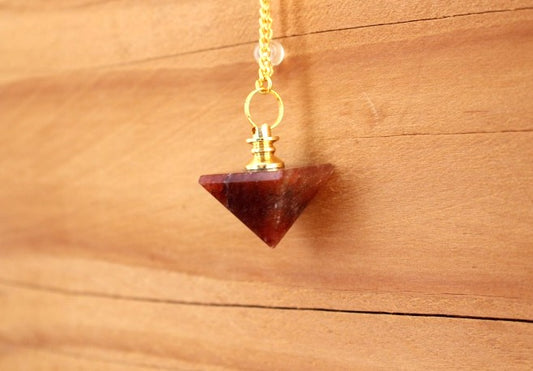 pendule pyramide aventurine rouge